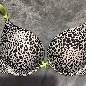 Victoria’s Secret bra